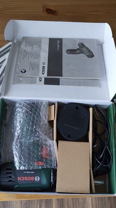 Акумулаторен винтоверт/бормашина BOSCH PSR 1200 LI-2. Като нов.