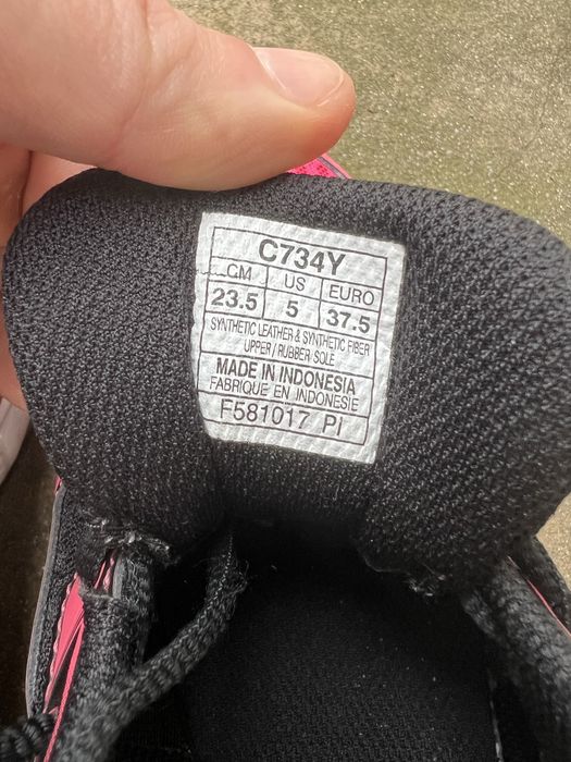 Asics маратонки 36/37 дамски как нови