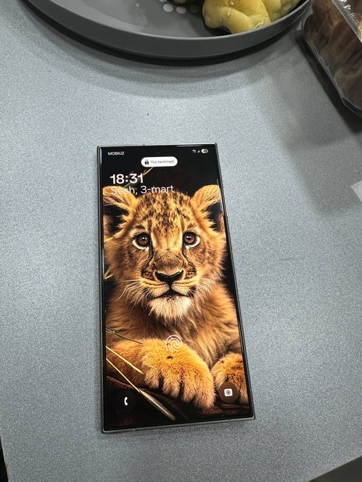 Samsung S24 ultra titan