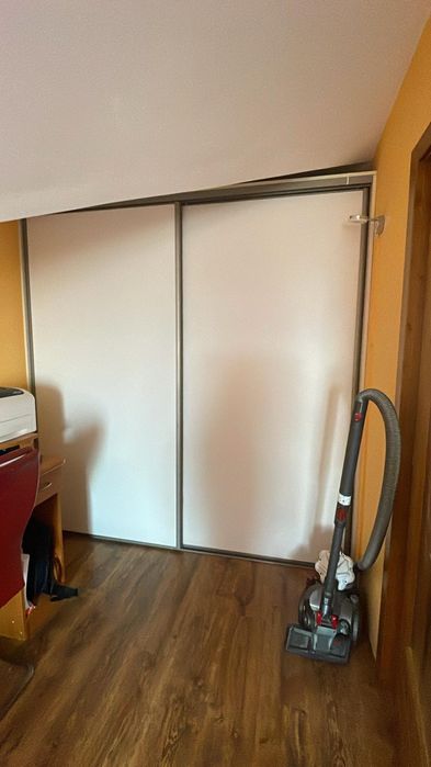 Vand apartament 2 camere