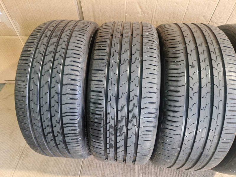 4 Continental R18 225/40 XL
летни гуми DOT0821