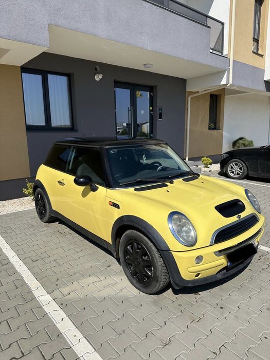 Mini Cooper 1.6 benzină, 2003, 180.000 km, înmatriculată