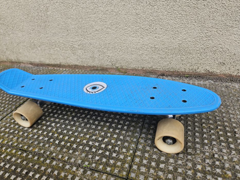 Decathlon мини скейтборд Play500

ДЕТСКИ МИНИСКЕЙТБОРД ОТ ПЛАСТМАСА PL