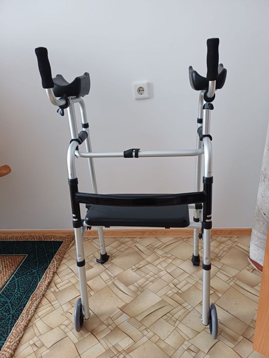 Ходунки для взрослых