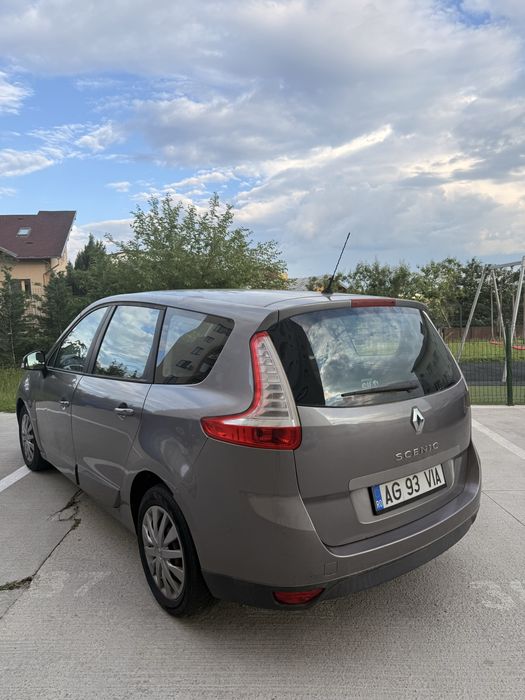 RENAULT Scenic 2011 — imagine 3