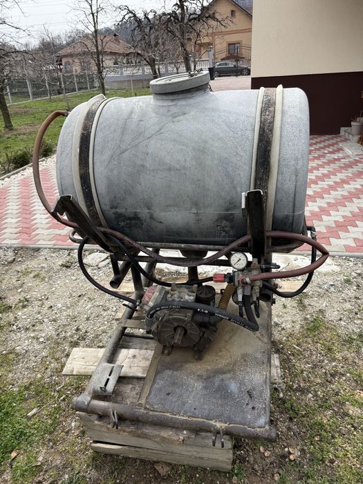 Pompa stropit pomi atomizor 300L pompa italiana impecabila cardan 3m