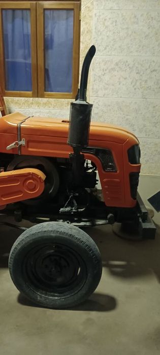 Traktor Chimgan 260