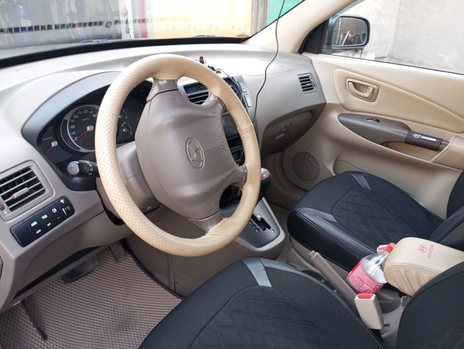 продаю машину Hyundai Tucson