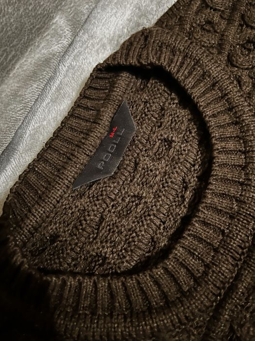 Erkaklar qishgi sviteri