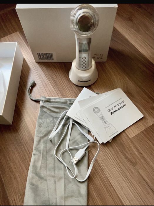 Aparat profesional pentru tratament curatare faciala completa