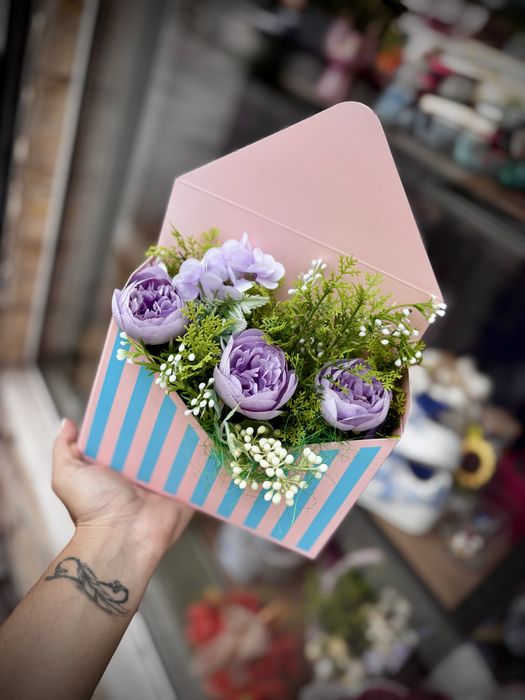 Изкуствени букетчета със сапунени розии аранжировка