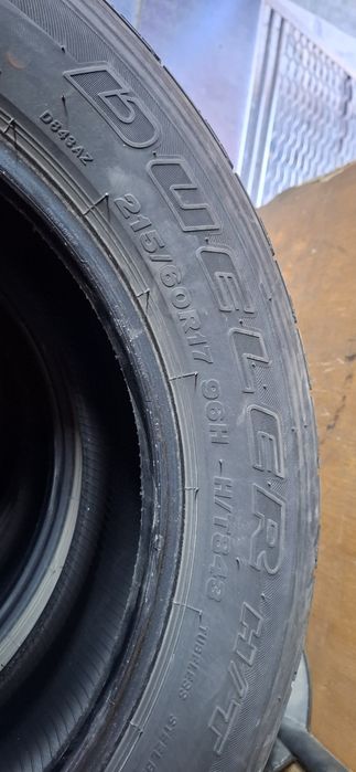 Продам б/у резину 215/60/17 летние