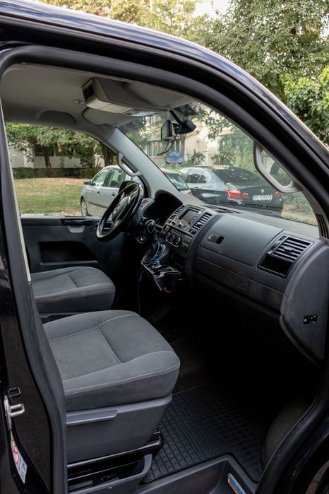 VOLKSWAGEN Multivan 2010 — imagine 5
