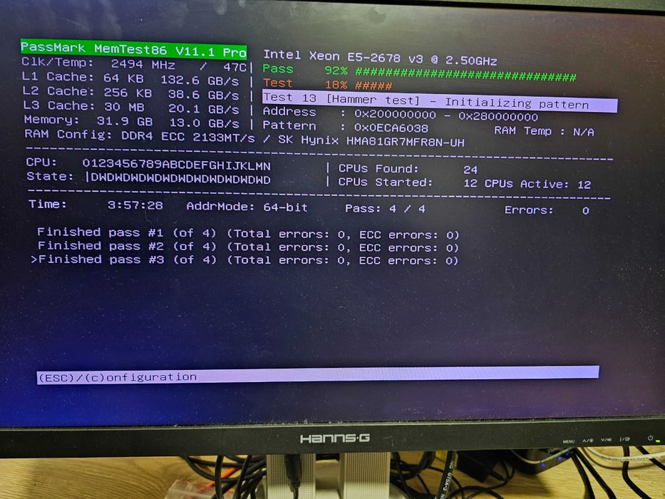 32GB (4x8GB) DDR4 Сървърна RAM ECC REG | 2133/2400MHz | CL 17 | SK Hynix (с бели HyperX охладители)
