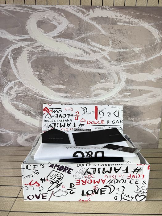 Dolce Gabbana Portofino White Logo