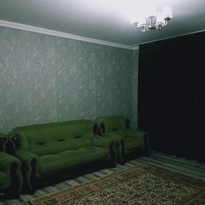 Сдаётся 2-комнатная  квартира на Максим Горьком