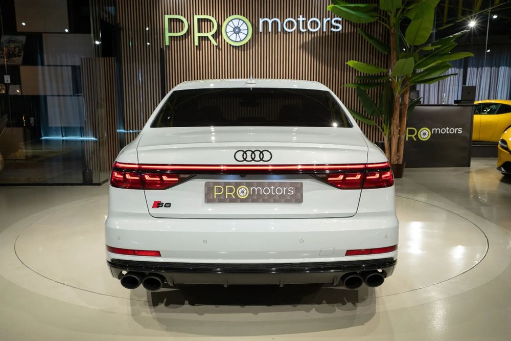 AUDI S8 2020 — imagine 5