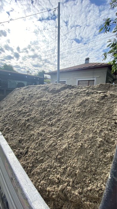 Amestec nisip + piatră, balast, pietriș – ideal pentru betoane/sape