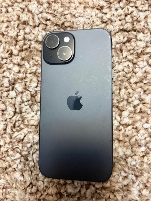 Iphone 15 128GB 81 % батерия