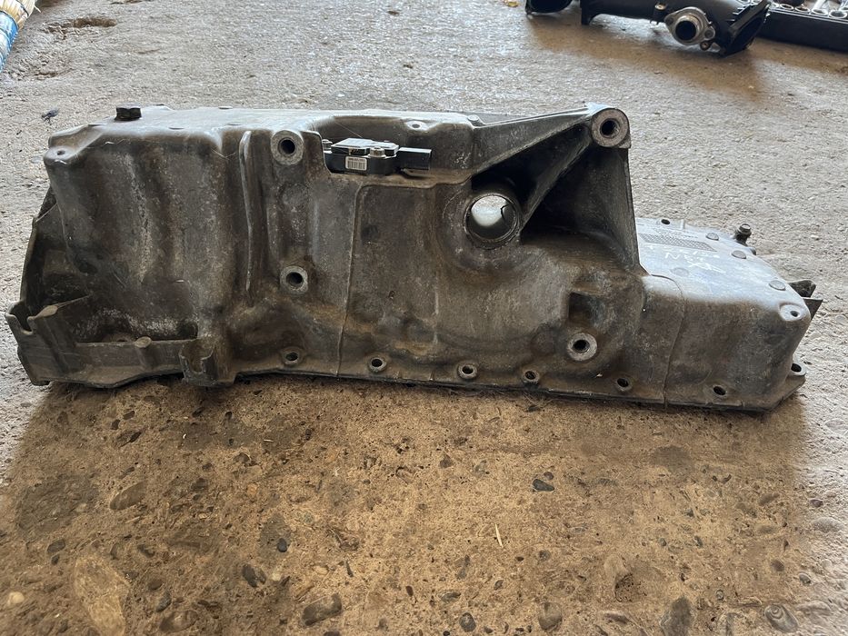 Baie ulei BMW X3 F25 X4 F26 Seria 3 4 F30 F31 F34 F36 XDrive N57