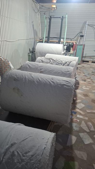 Принемаем макулатуру дорого.