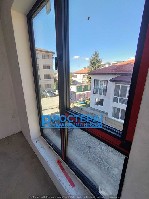 Район Боровец/Тристаен Апартамент с Гараж и Паркомясто!