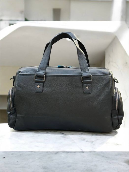 Zamonaviy va mustahkam erkaklar sumkasi D049-2