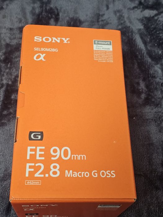 Obiectiv  Sony FE 90mm F/2,8 Macro G Oss