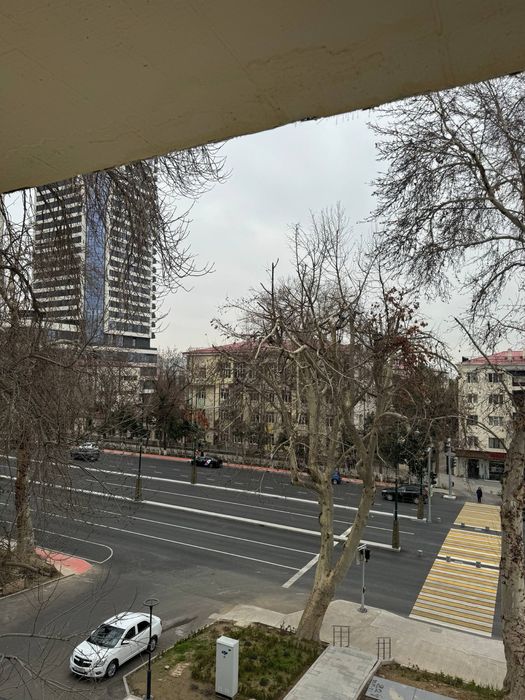 Шота Руставели Рядом Гостиница Россия и Метро Айбек