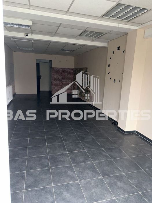 Магазин в София-Люлин 5 площ 61