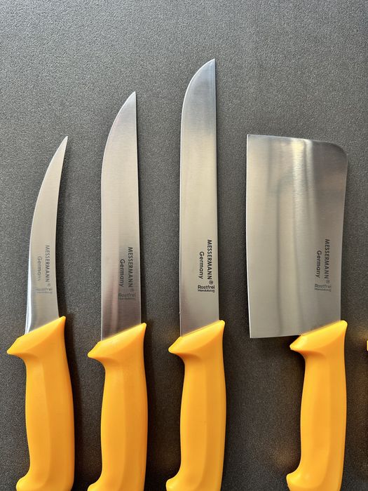 Комплект професионални немски месарски ножове 3 броя със сатър и масат