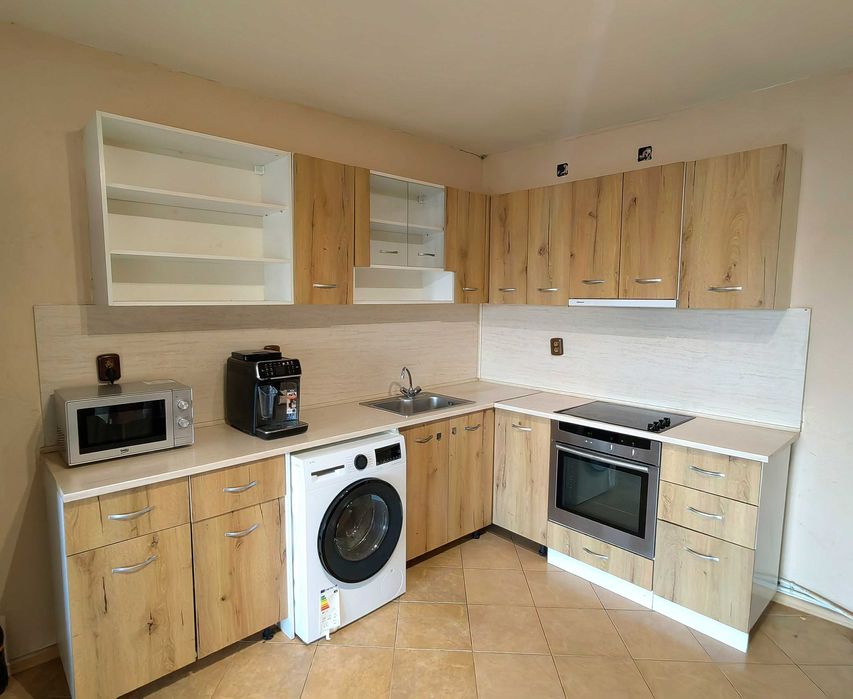 Модулна ъглова кухня