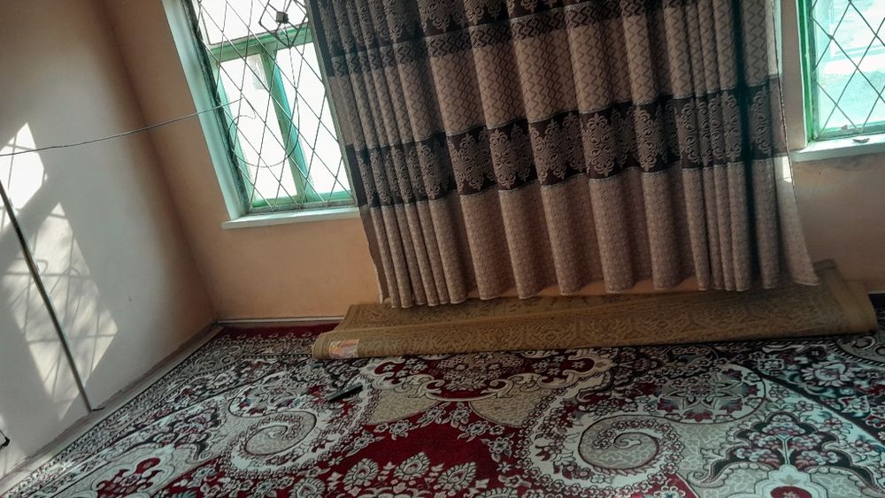 Ховли сотилади агародлари билан