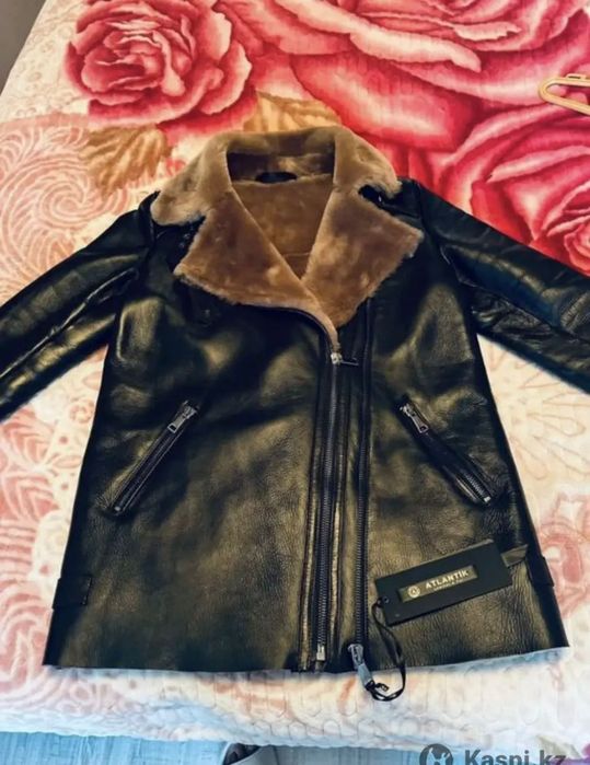 Продаю женской дублёнка Италия натуральная кожа
