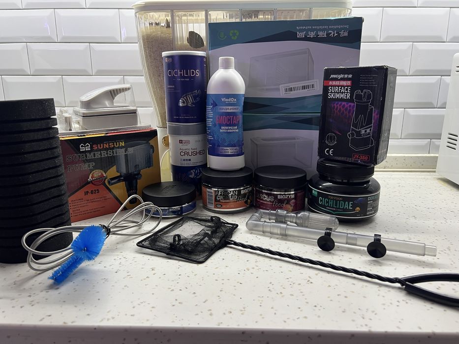 Аквариум 320 л с рыбками в полном комплекте