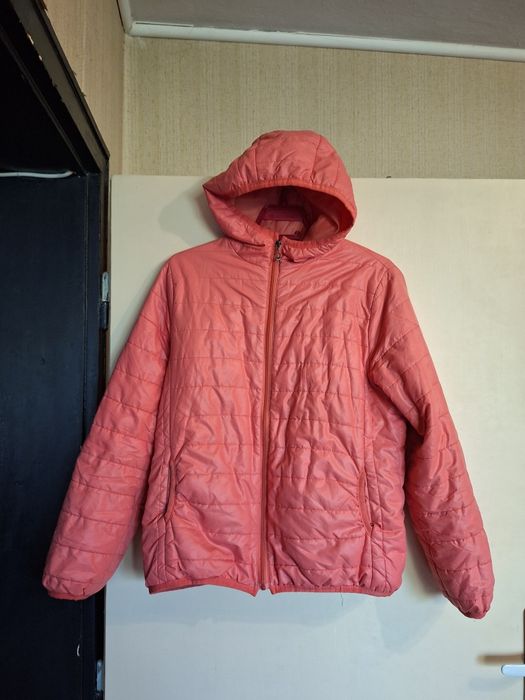 Дамски якета -пролетни,зимни,ветровка.