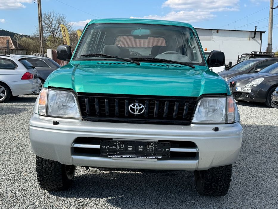 Toyota Land Cruiser Autoutilitara