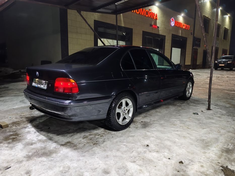 Продам БМВ Е39..