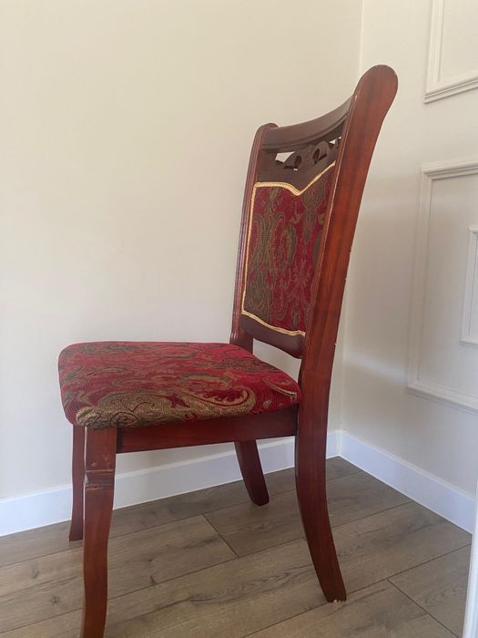 Стулья для гостиной, деревянные, обшивка жаккард бордовый