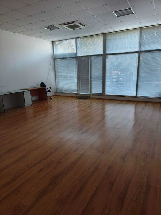 Дава се под наем Склад в София, 7-ми 11-ти километър - 600 кв.м за 10 € - Снимка #4