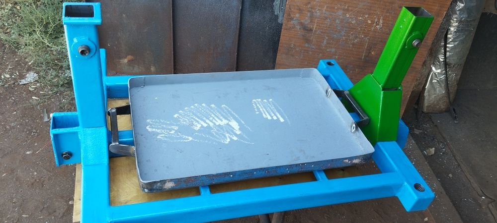 Кантователь двигателя