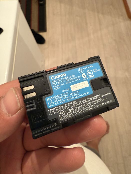 Батарейка Canon LP-E6