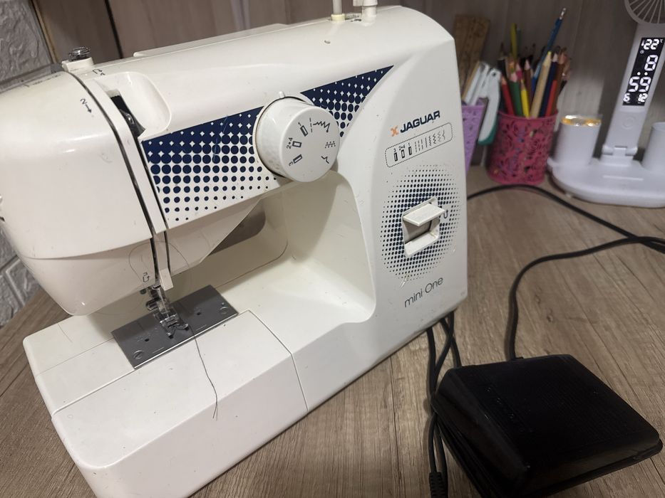 Швейная машина в отличном состоянии