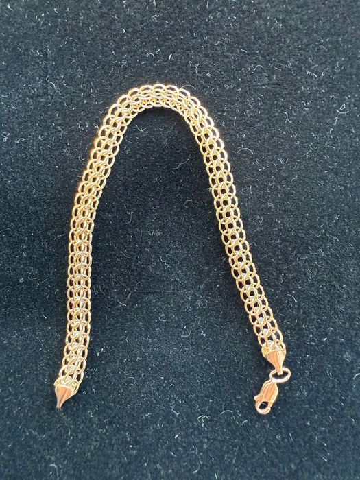 Золотой браслет.