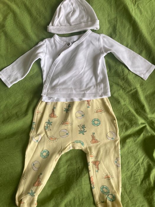 Лот бебешки дрехи от 0 до 3 месеца