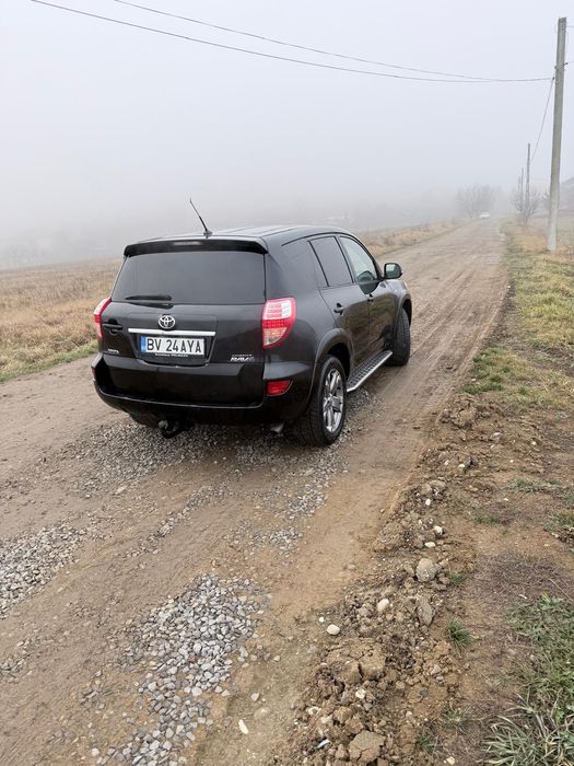 Toyota RAV 4!!!!!