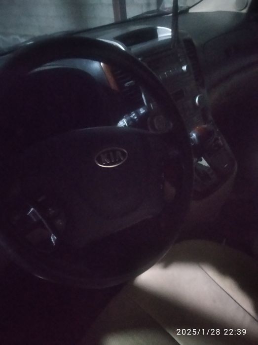 Киа карнивал 2006г.