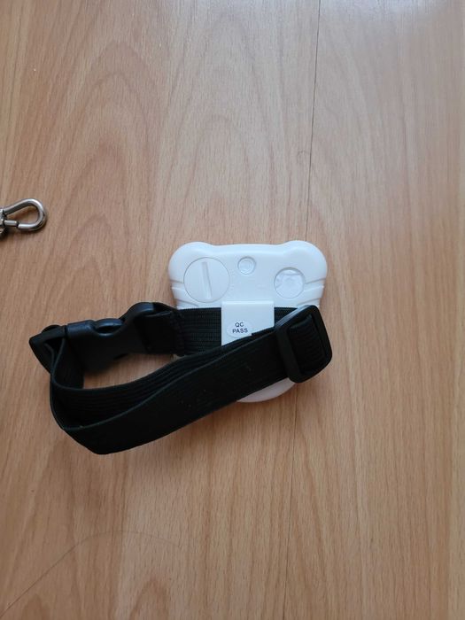 Mini zgarda anti-latrat, cu ultrasunete, nou