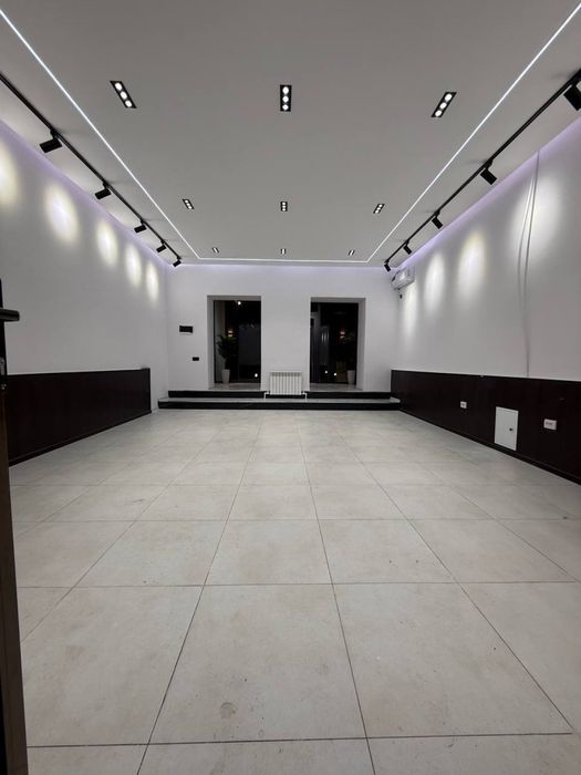 Аренда коммерческое помещение вдоль дороги, рядом метро Мирзо Улугбек