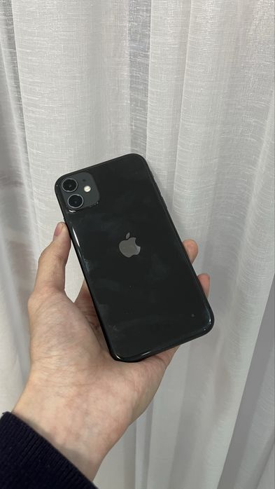 iPhone 11 black